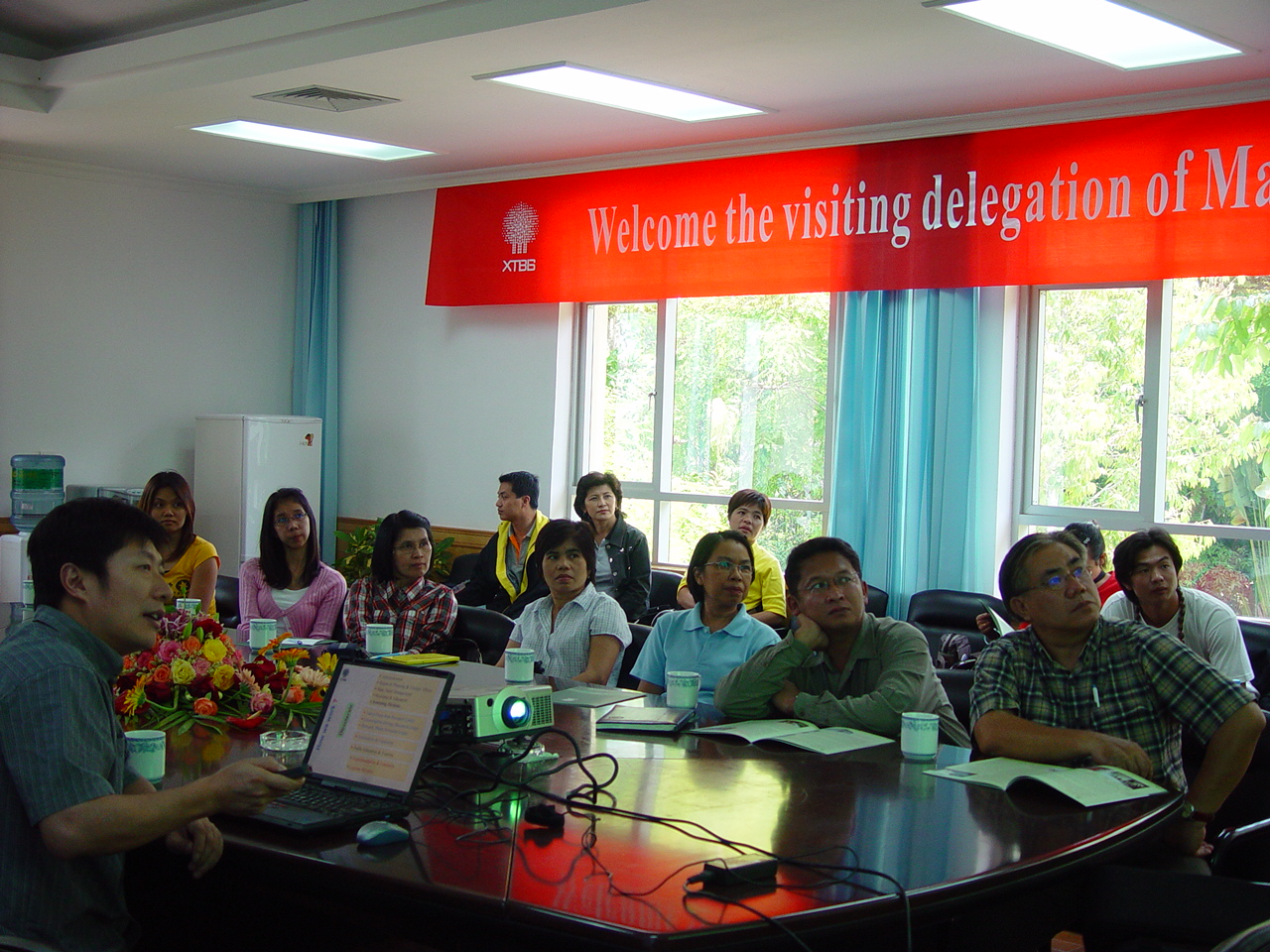 Delegation of Maejo University visits XTBG