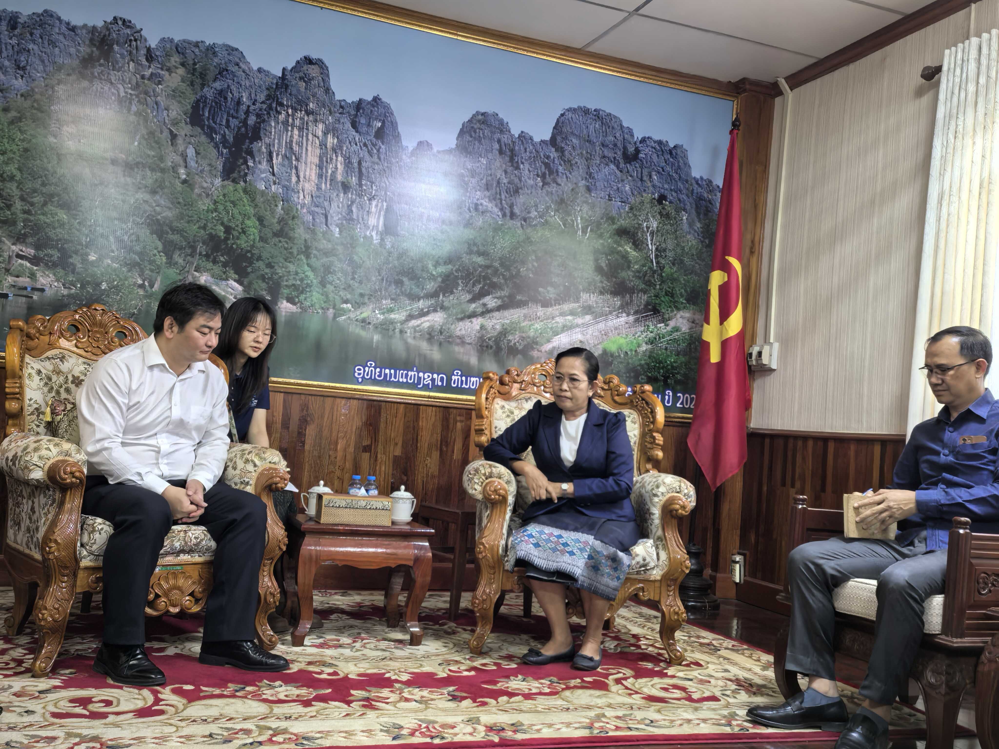 XTBG&nbsp;enhances&nbsp;cooperation&nbsp;with Laos&nbsp;in ecological protection and sustainable development